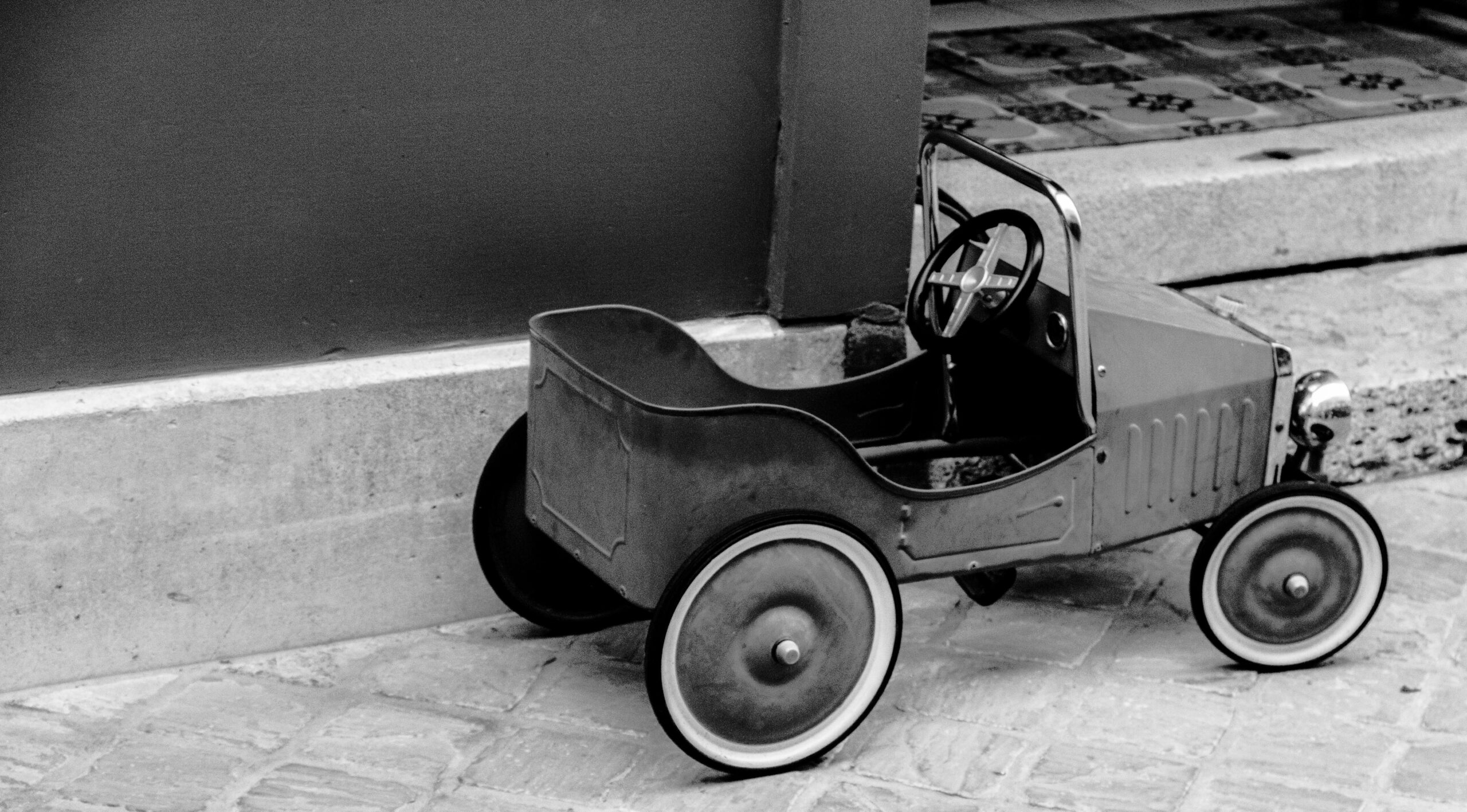 jouet d'enfant ancien